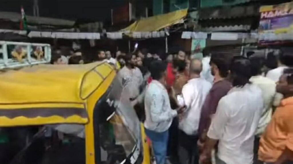 আসানসোলে সেন্ট্রাল ফোর্সের বাসের তাণ্ডব, পিষ্ট ঘুমন্ত ১৫ জন