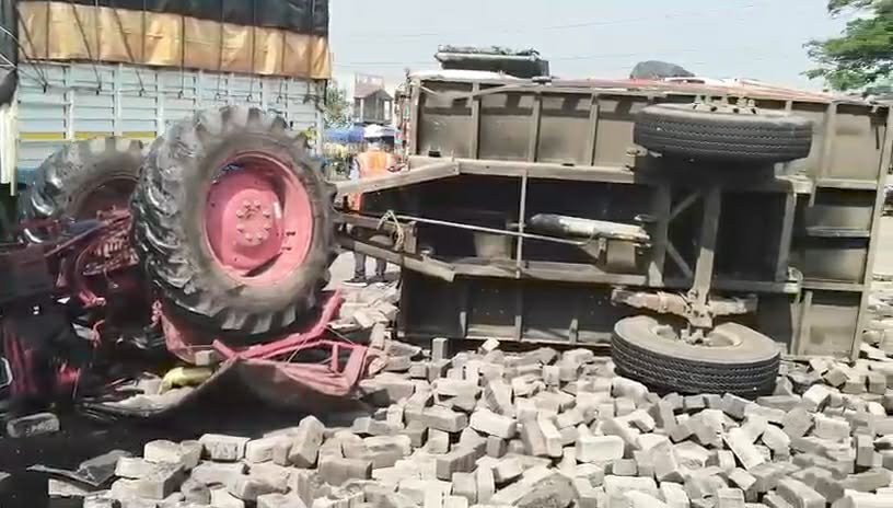অন্ডালে ভয়াবহ সড়ক দুর্ঘটনা: মত্ত কন্টেইনার চালকের দাপটে জখম ২, রণক্ষেত্র ১৯ নম্বর জাতীয় সড়ক